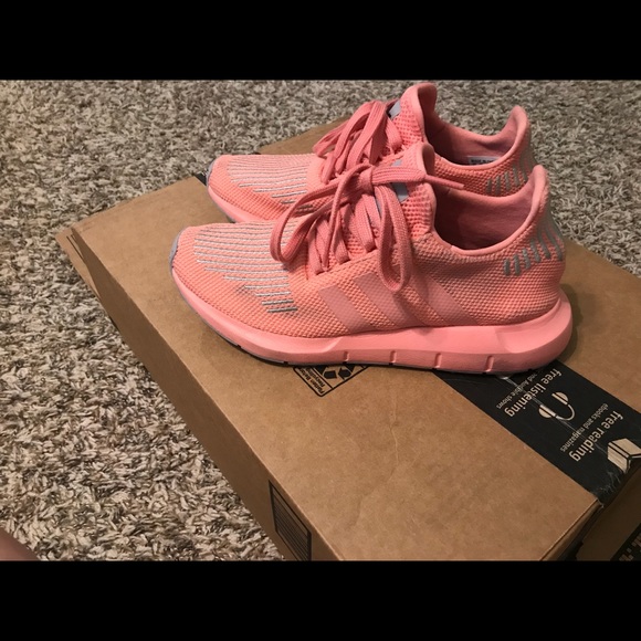 Custom adidas - Picture 2 of 4